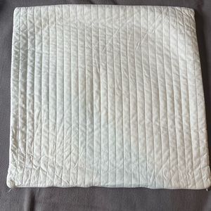 GLUCKSTEIN Euro Pillow Shams